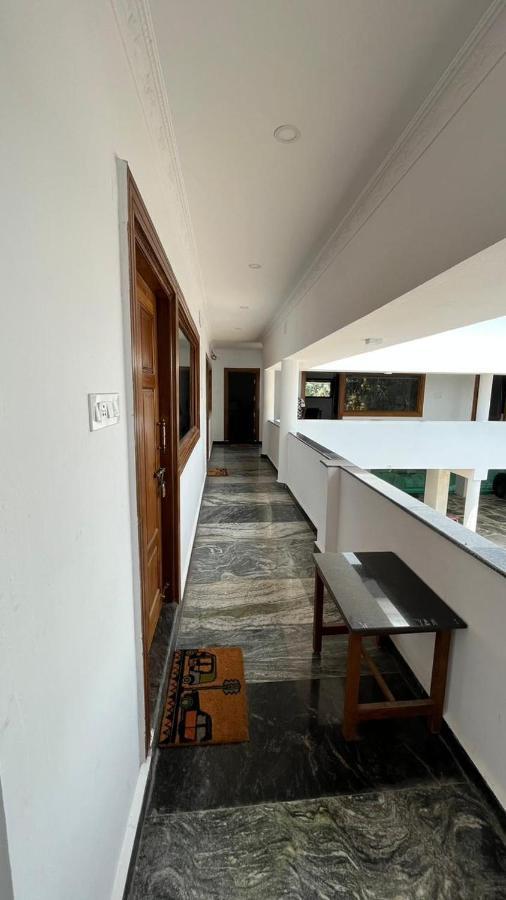 Anand Beach Guesthouse By Moonrocks Mamallapuram Exterior foto