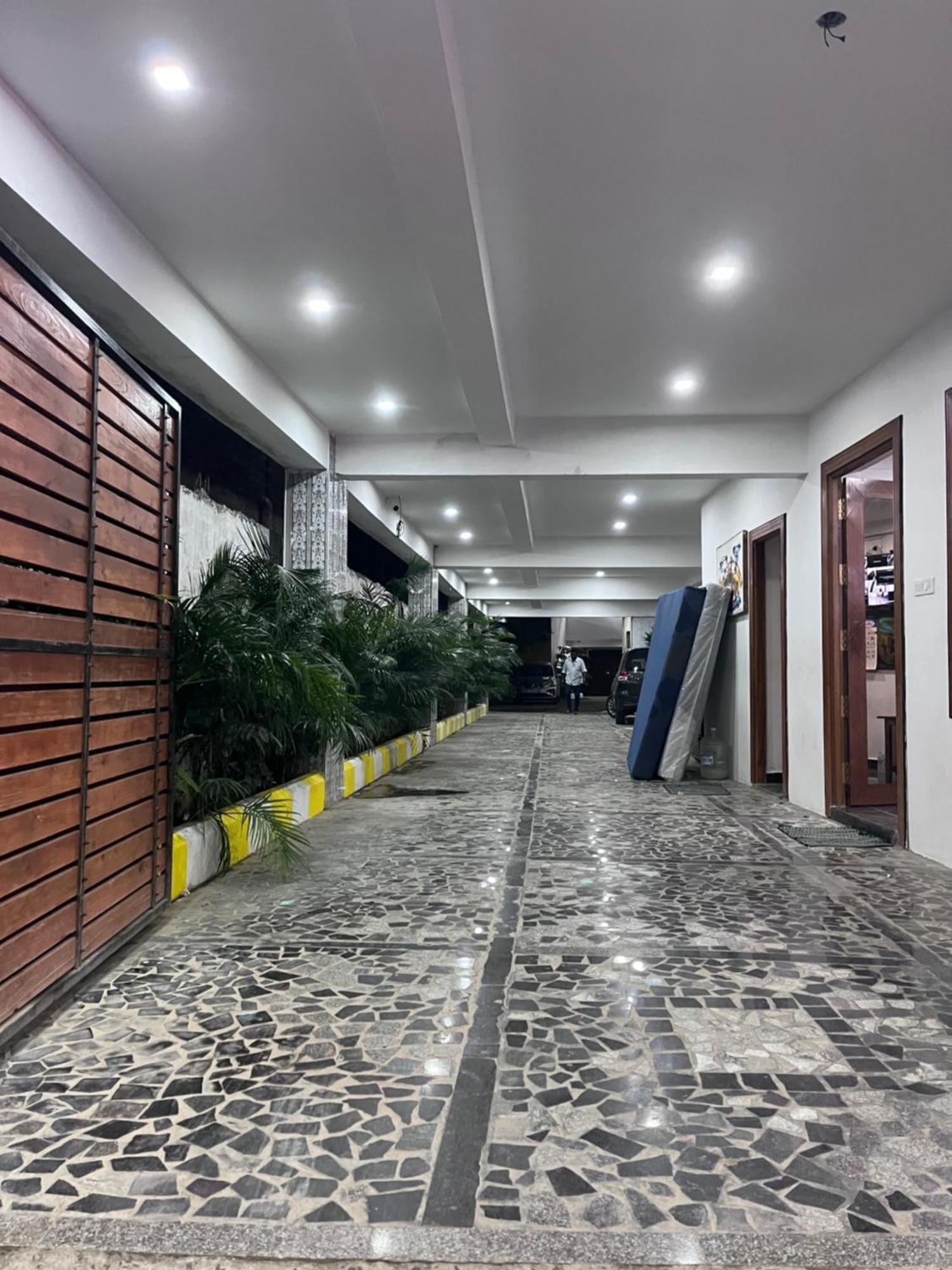 Anand Beach Guesthouse By Moonrocks Mamallapuram Exterior foto